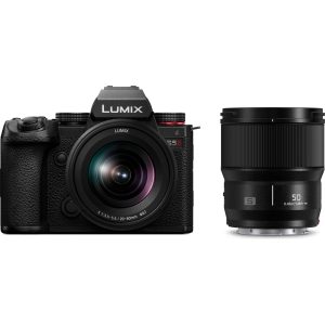 Panasonic DC-S5M2W Lumix Full-Frame bezzrcadlovka DC-S5M2 + objektivy S-R2060 20-60 mm, F3.5-5.6 a S-S50 50 mm F1.8 (24.2 MP CMOS, Active I.S.)