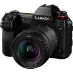 Panasonic DC-S1K Lumix Bezzrcadlový digitální fotoaparát + S-R2060 20-60mm, F3.5-5.6 (CMOS 24.2MP, Dual I.S.2 v 5 osách, 4K 60p/50p video), černá