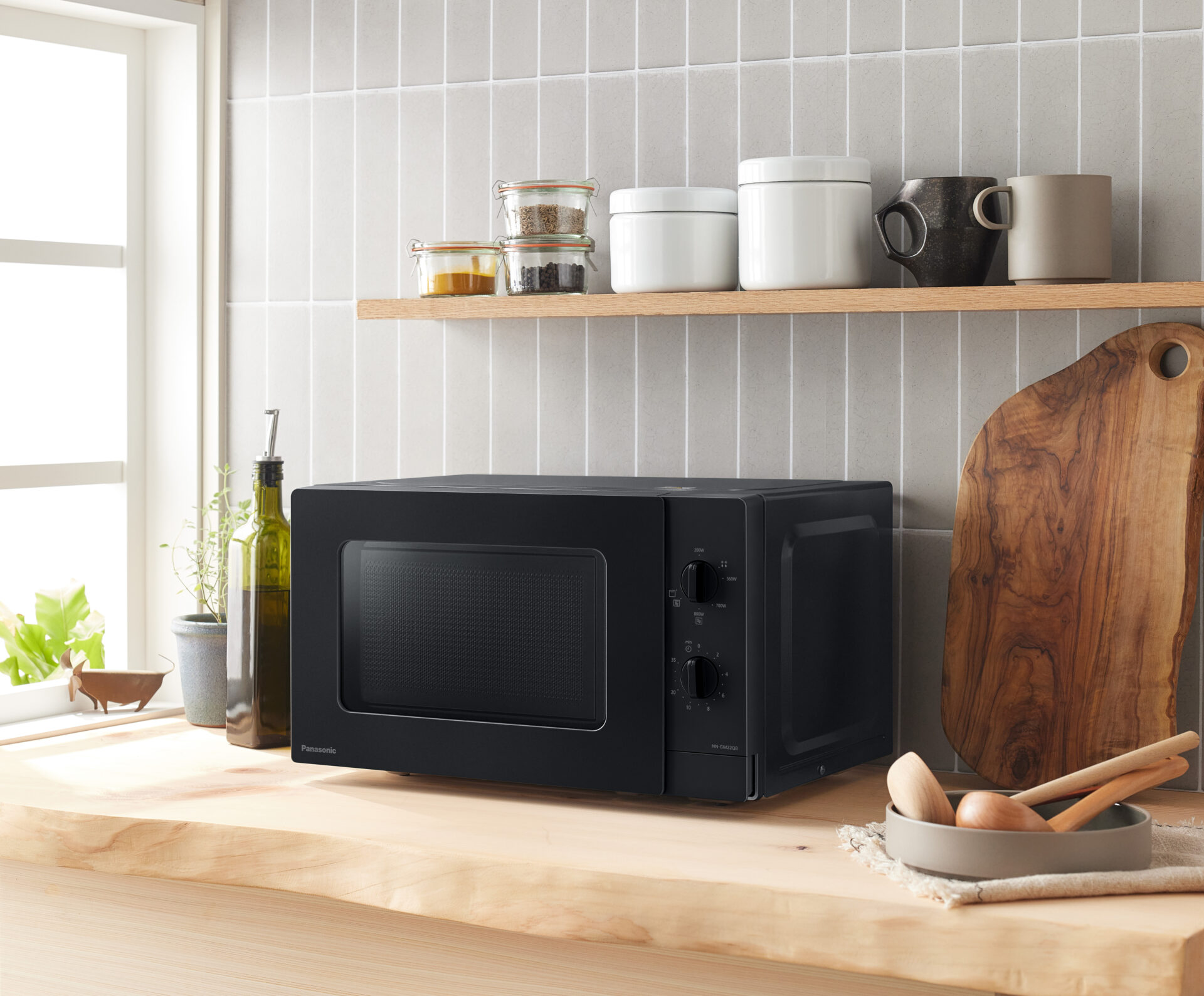 Panasonic NN-GM22QBEPG NN GM22QB compact EPG
