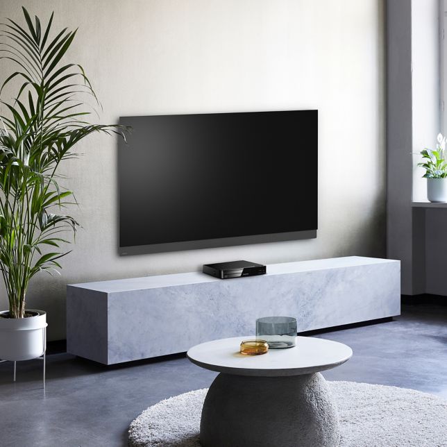 Panasonic DMP-BDT168AG Panasonic DMP-BDT168A blu-ray přehrávač (podporované formáty: Xvid/MKV/MP4/FLAC/MP3/AAC/ALAC/DSD, USB, HDMI), stříbrná 4 Tenký a kompaktní design Blu-ray přehrávače nabízí flexibilní umístění v různých interiérech